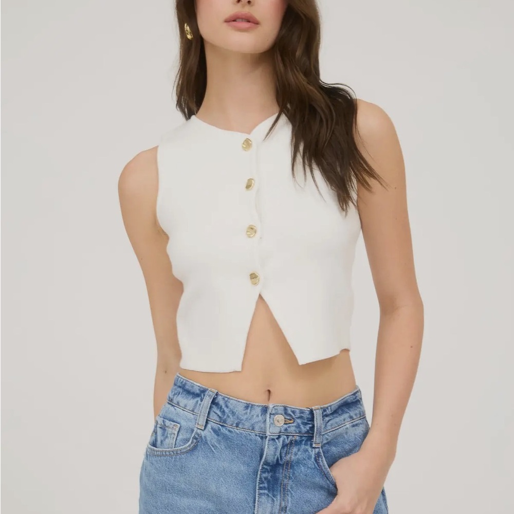 NWT The Workshop Studio White Button Down Sleeveless Sweater Vest